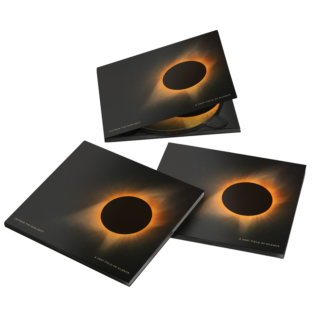OUTRUN THE SUNLIGHT - A Vast Field Of Silence [CD]